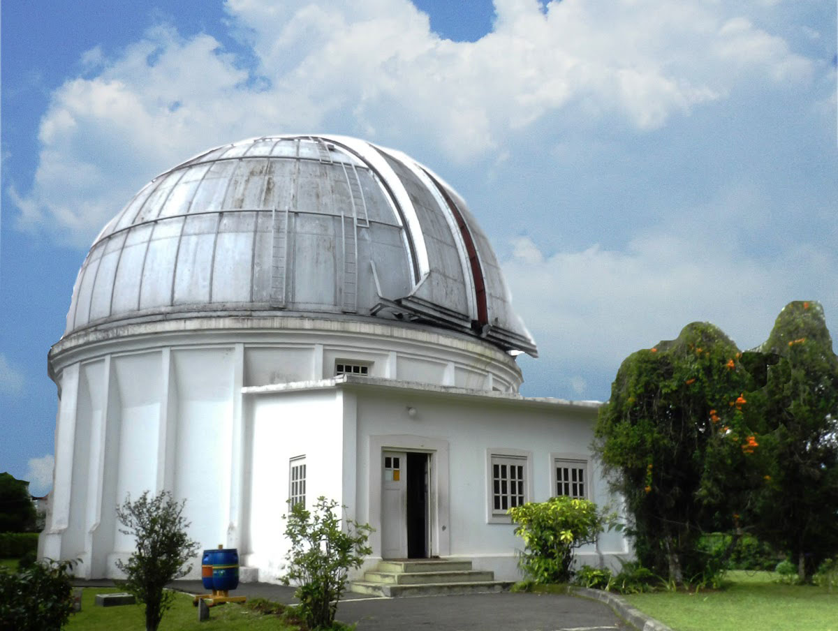 Explore Wisata Bandung Barat - Observatorium Bosscha